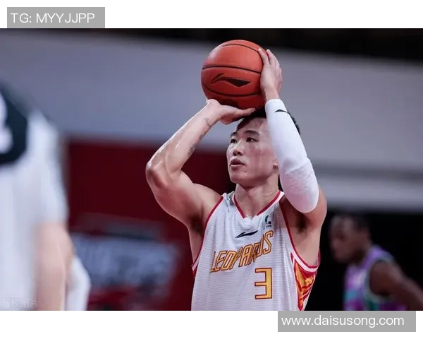 实时新闻上海篮球队战术引发热议球迷与专家各执己见的背后故事